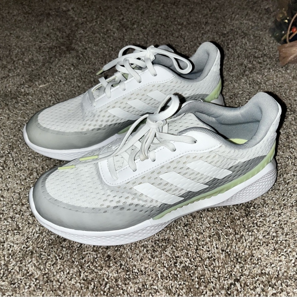 SUMMERVENT SPIKELESS GOLF SHOES